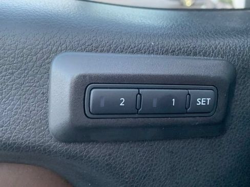 Used 2017 Nissan Titan Platinum Reserve AWD/4WD image 8