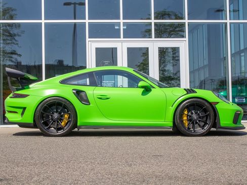 Used 2019 Porsche 911 GT3 RS RWD image 4