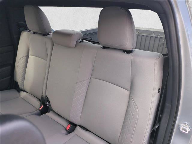 Used 2025 Toyota Tacoma SR5 AWD/4WD image 17