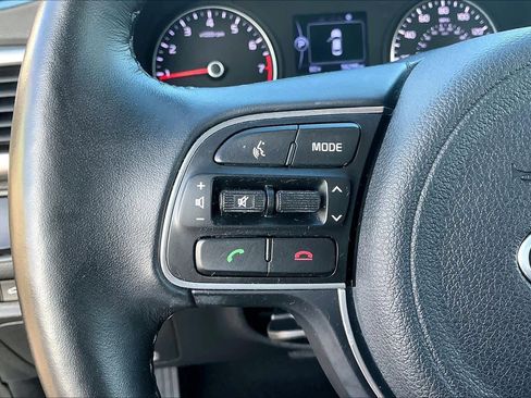 Used 2017 Kia Optima EX image 20