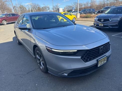 Used 2023 Honda Accord EX image 7