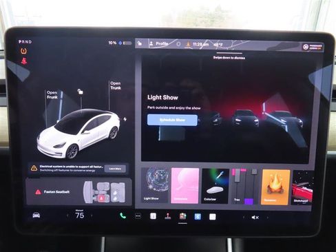 Used 2018 Tesla Model 3 Long Range RWD image 23