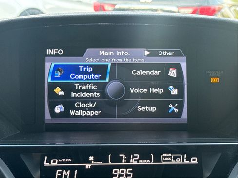Used 2012 Honda Pilot Touring image 14