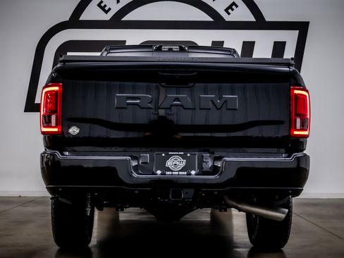 Used 2025 RAM 2500 Limited image 8