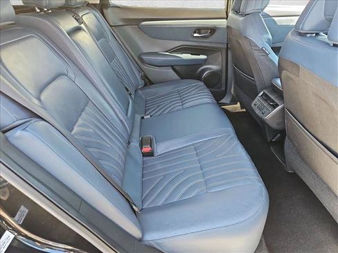Used 2024 Nissan Ariya AWD image 20