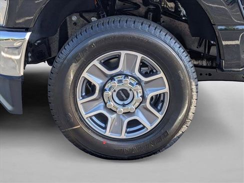 New 2026 Ford F350 Lariat AWD/4WD image 9