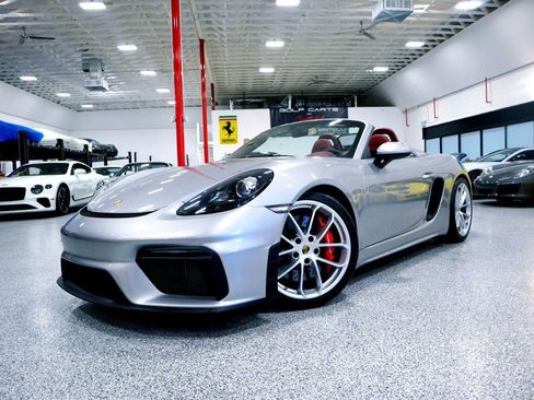 Used 2023 Porsche 718 Boxster Spyder image 4