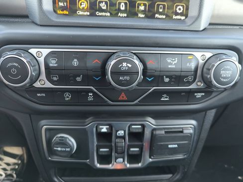 Used 2021 Jeep Wrangler Unlimited Sport w/ Sun And Sound Package AWD/4WD image 24