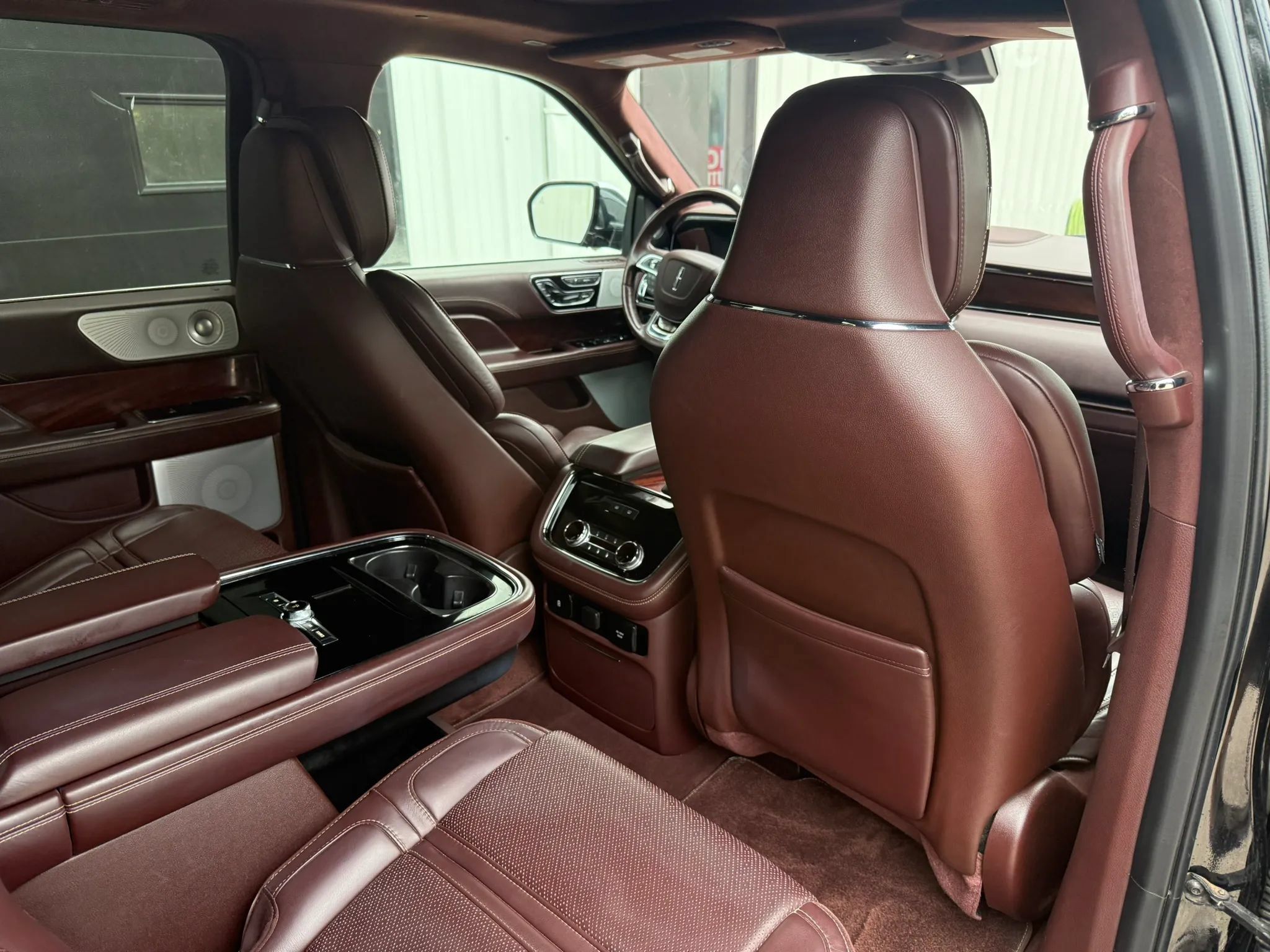 Used 2018 Lincoln Navigator L Black Label AWD/4WD image 10
