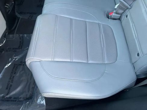 Used 2017 Honda CR-V EX-L image 23