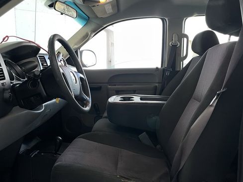 Used 2010 Chevrolet Silverado 2500 W/T image 14