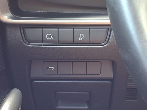 Used 2025 MAZDA MAZDA3 s FWD image 16
