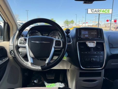 Used 2011 Chrysler Town & Country Touring w/ Entertainment Group #1 image 29