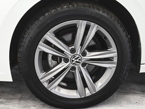 Used 2022 Volkswagen Jetta SE FWD image 7