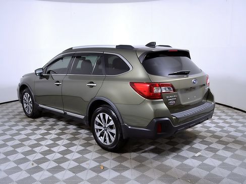 Used 2018 Subaru Outback 2.5i Touring w/ Protection Package #1 AWD/4WD image 9
