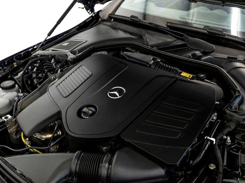 Used 2025 Mercedes-Benz CLE 300 4MATIC Cabriolet image 25