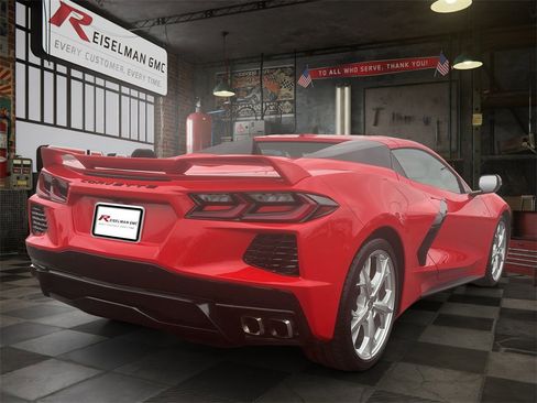 Certified 2021 Chevrolet Corvette Stingray w/ Z51 Performance Package image 26