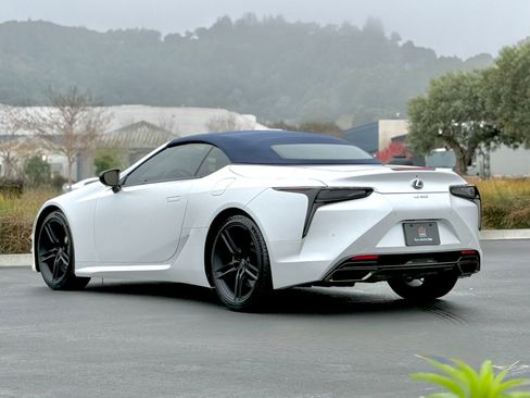 Used 2024 Lexus LC 500 Convert w/ Inspiration Series image 3
