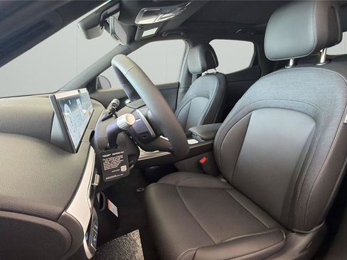 New 2026 Genesis GV60 RWD image 10