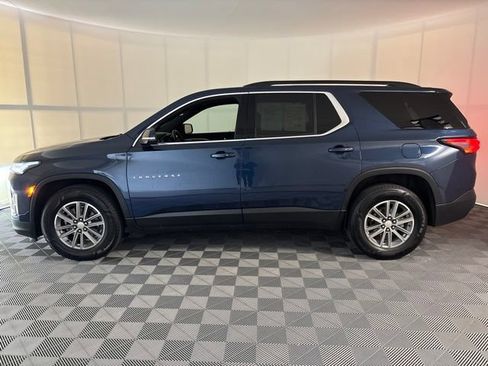 Used 2022 Chevrolet Traverse LT AWD/4WD image 9