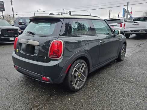 Used 2024 MINI Cooper SE w/ MINI Resolute Edition image 3