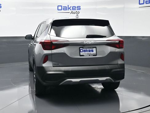 Used 2023 Kia Seltos LX image 7