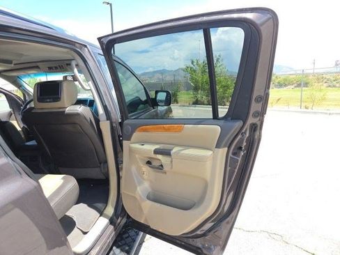 Used 2013 Nissan Armada Platinum w/ Platinum Reserve Pkg AWD/4WD image 18