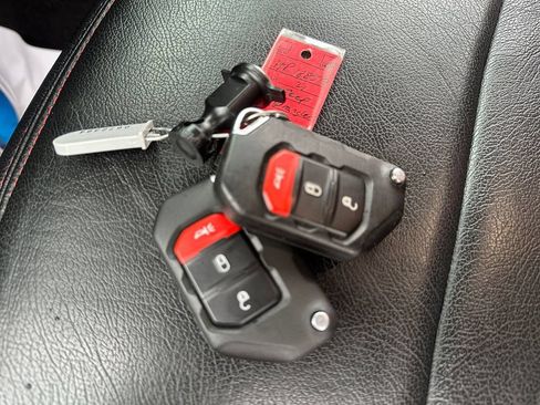 Used 2021 Jeep Wrangler Unlimited Rubicon AWD/4WD image 34