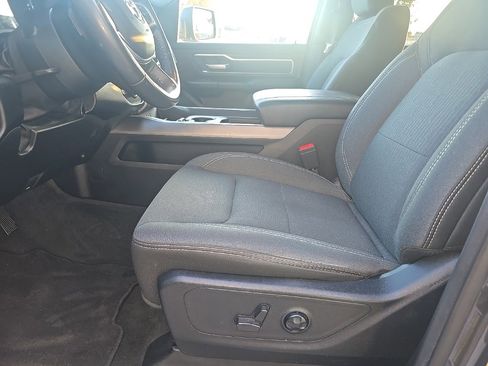 Used 2021 RAM 1500 Big Horn image 23