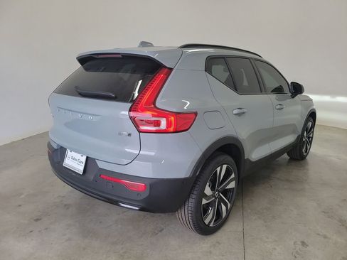 New 2026 Volvo XC40 B5 Ultra w/ Protection Package Premier AWD/4WD image 5