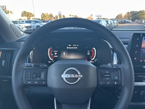 New 2026 Nissan Pathfinder SL w/ SL Premium Package image 12