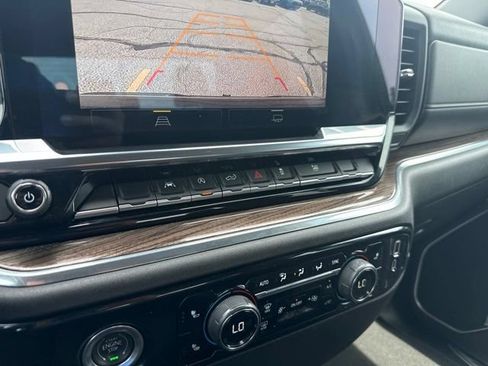 Used 2023 Chevrolet Silverado 1500 RST AWD/4WD image 37