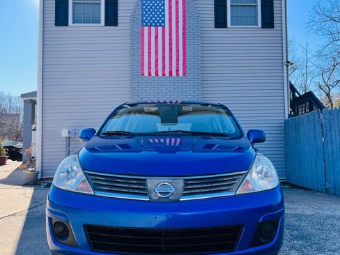 Used 2009 Nissan Versa SL w/ Convenience Pkg image 4