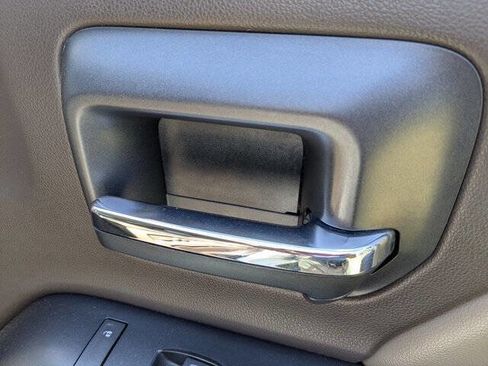 Used 2017 Chevrolet Silverado 1500 LTZ Z71 w/ LTZ Plus Package image 38