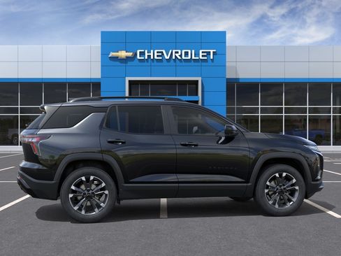 New 2027 Chevrolet Equinox RS w/ Safety and Technology Package FWD image 5
