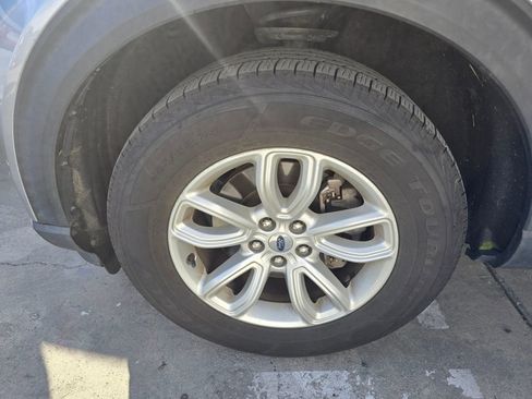 Used 2021 Ford Explorer 2WD image 17