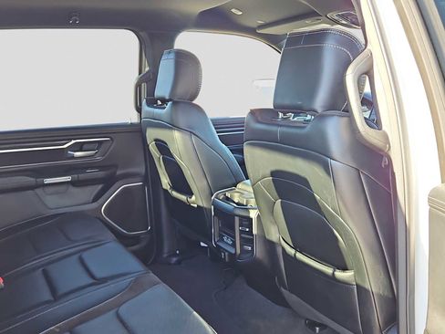 Used 2024 RAM 1500 Laramie image 16