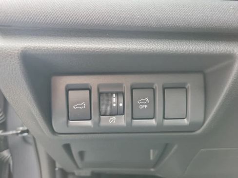 Used 2025 Subaru Outback Premium w/ Popular Package #1 AWD/4WD image 22