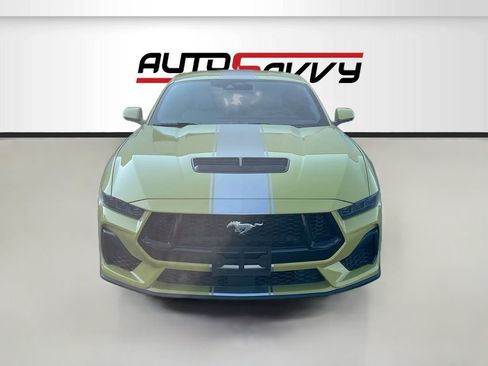 Used 2025 Ford Mustang GT Premium RWD image 2