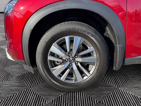 Used 2023 Nissan Pathfinder SL image 15