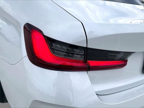 Used 2025 BMW 330i Sedan w/ M Sport Package RWD image 27