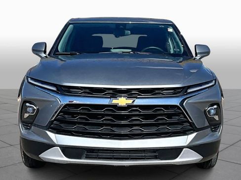 Used 2025 Chevrolet Blazer LT image 4