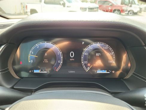 Used 2025 Jeep Grand Cherokee Laredo X w/ Luxury Tech Group I image 31