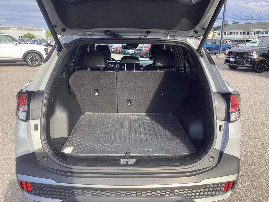 Certified 2024 Kia Sportage X-Pro AWD/4WD image 11