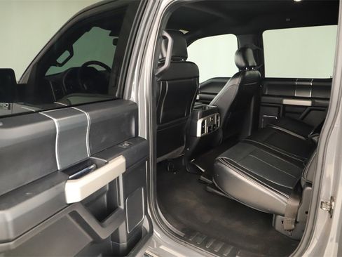 Used 2018 Ford F150 Lariat image 26