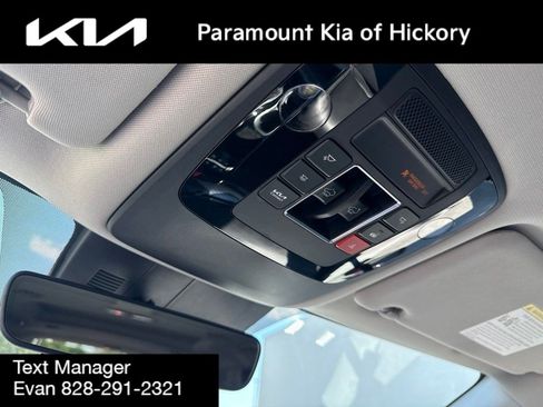 Used 2023 Kia Carnival SX Prestige FWD image 37