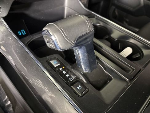 Used 2022 Ford F150 XLT w/ Equipment Group 302A High image 19