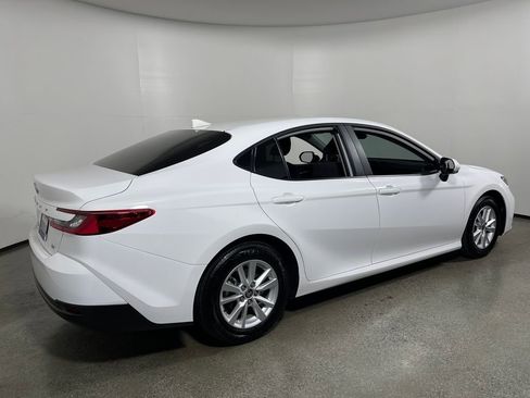 Certified 2025 Toyota Camry LE FWD image 3