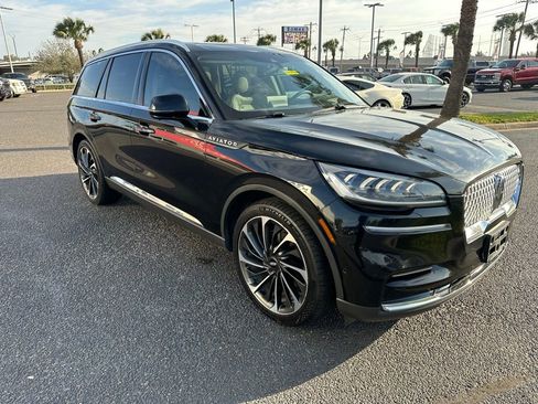 Used 2022 Lincoln Aviator Reserve w/ Equipment Group 201A image 8