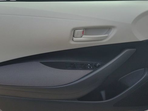 Certified 2025 Toyota Corolla LE FWD image 13